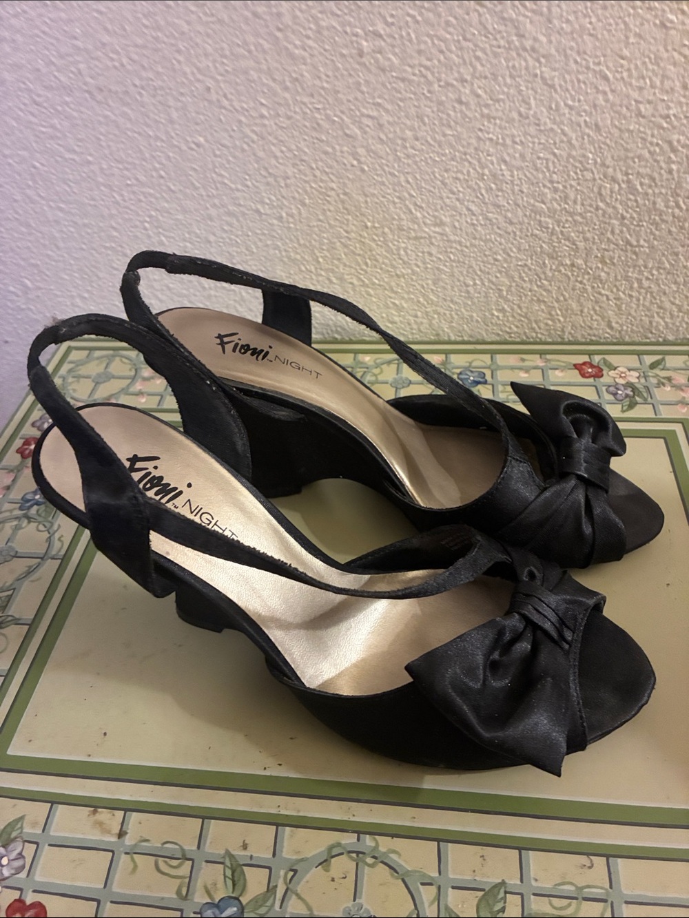 FIONI Clothing Black Satin Bow Peep-Toe Slingback Heels